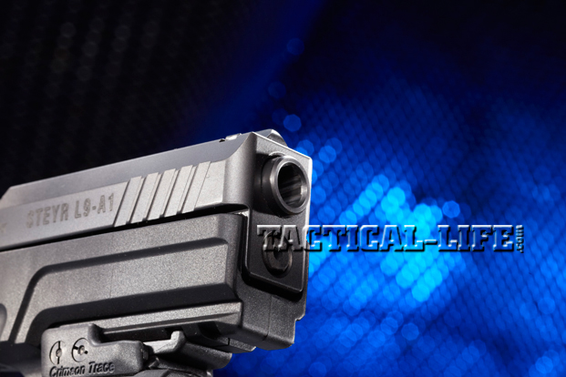 Combat Handguns Steyr-L9-A1-muzzle