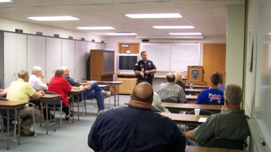 Two Florida law enforcement agencies are accepting applications for free citizens academies to be held in early 2014.