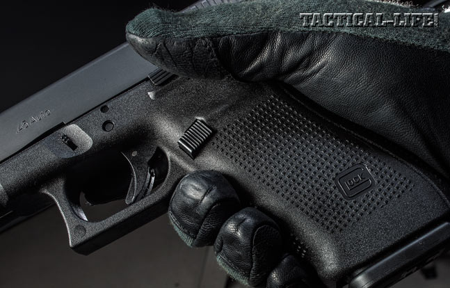 To make the pistol fit more users, the large, serrated magazine catch can be easily switched to either side.