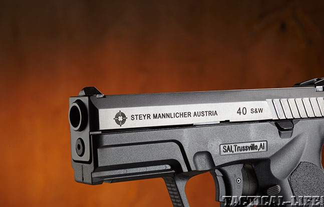 Top 18 Full-Size Guns 2014 STEYR ARMS M40-A1 .40 S&W slide