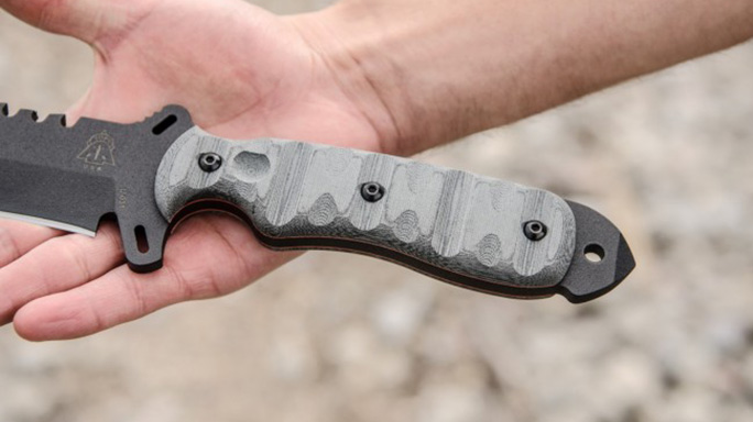 TOPS Knives SXB Skullcrusher's Xtreme Blade handle