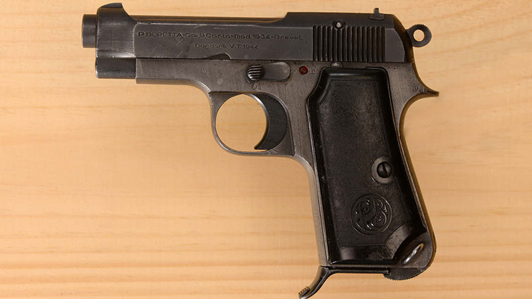 beretta, beretta 1934, beretta model 1934, beretta 1934 pistol, beretta model 1934 pistol, beretta model 1934 pistol left profile
