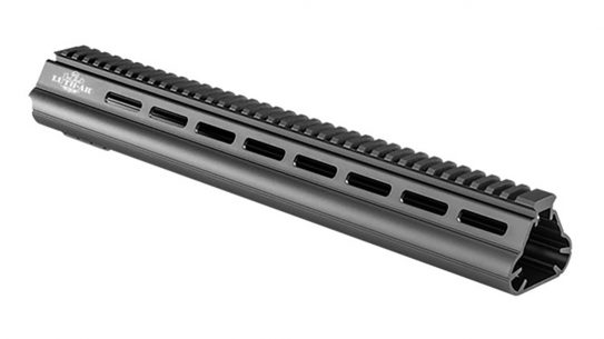 The Widebody Palm Handguard provides great stability.