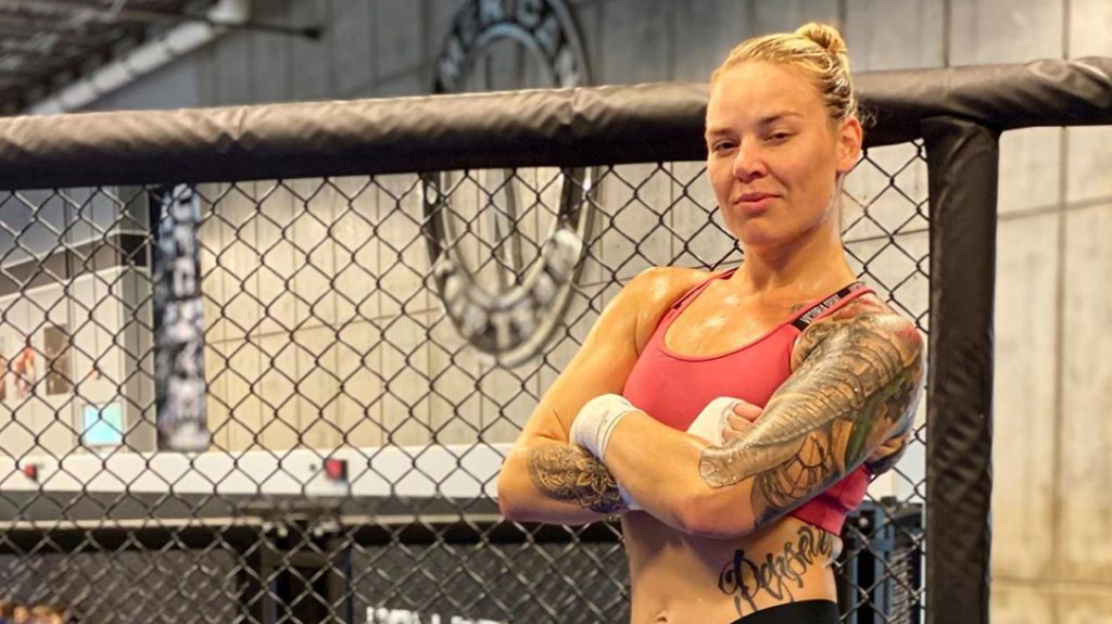 Kelsy De Santis continues to chase her dreams in the MMA ring.