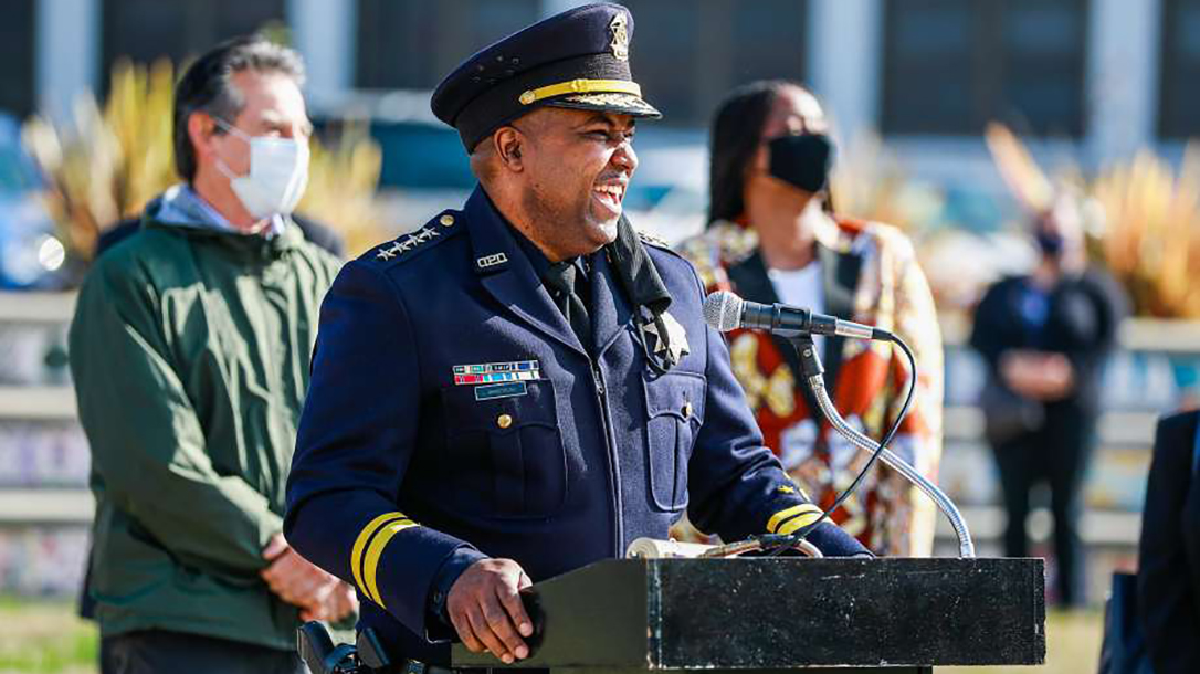 Oakland Police Chief LeRonne Armstrong, guns